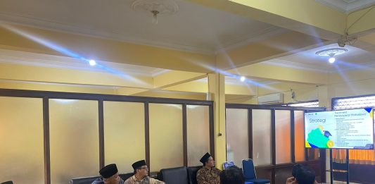 TINGKATKAN SINERGITAS DAN KOLABORASI UNUGHA CILACAP DENGAN KONSULTAN PERGURUAN TINGGI JALIN SILATURAHMI