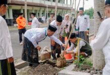 UNUGHA Cilacap Tanam 10.000 Pohon: Wujud Nyata Komitmen untuk Lingkungan Hijau dan Pembangunan Berkelanjutan