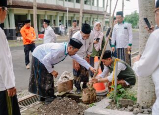 UNUGHA Cilacap Tanam 10.000 Pohon: Wujud Nyata Komitmen untuk Lingkungan Hijau dan Pembangunan Berkelanjutan