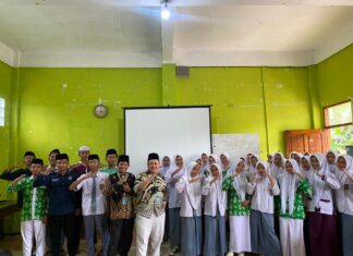 PMB UNUGHA Menyapa MA Al-Muhtar Adipala Cilacap