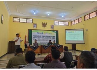“Rektor UNUGHA CILACAP Bersama Ketua BPP UNUGHA Cilacap Meresmikan Program Kosabangsa Tahun 2025 Kolaborasi UNUGHA – UNSOED di Desa Karangduren Kabupaten Banyumas”