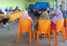 Mahasiswa BK UNUGHA Cilacap Gelar Psikoedukasi Regulasi Emosi bagi Keluarga Nelayan Pesisir Menganti