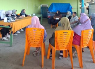 Mahasiswa BK UNUGHA Cilacap Gelar Psikoedukasi Regulasi Emosi bagi Keluarga Nelayan Pesisir Menganti