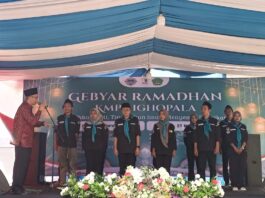 Wakil Rektor 3 Universitas Nahdlatul Ulama Al Ghazali Cilacap Lantik Pengurus Baru UKM Ighopala dalam Semarak Gebyar Ramadhan