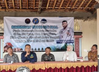 Program Studi Ekonomi Pembangunan UNUGHA Cilacap Dukung Pemberdayaan Masyarakat melalui Pelatihan Budidaya Ayam Petelur bagi Kawasan Rawan Narkoba Desa Kuripan