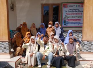 Wujudkan Pengasuhan Bijak di Era Digital: Mahasiswa BK lakukan Penyuluhan ScreenTime dan Perkembangan Anak untuk Orang Tua di Posyandu MG Bakti