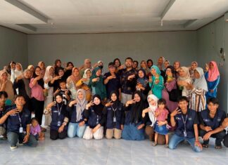 Kelola Sampah Rumah Tangga Jadi Produk Bernilai, Mahasiswa UNUGHA Cilacap Gelar Pelatihan Eco Enzyme di Dusun Sukajadi-Cilacap