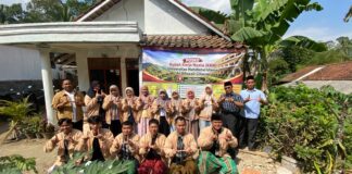 Rektor dan Jajaran Pimpinan UNUGHA Cilacap Monitoring KKN di 11 Desa