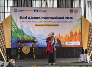 Suci Al Mukaromah, Mahasiswi PIAUD UNUGHA Unjuk kemampuan Story Telling di Hari Aksara